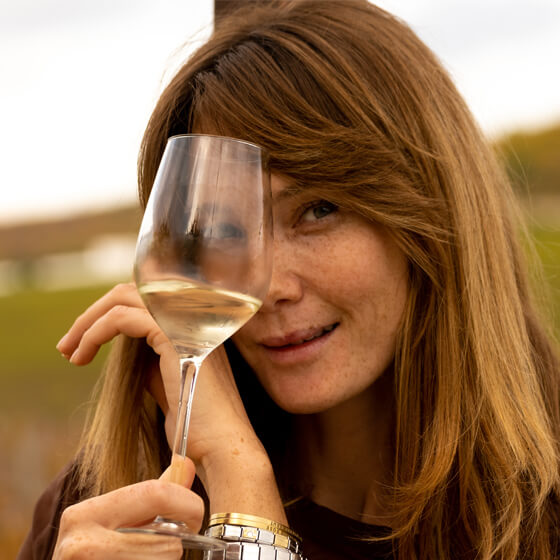 Анастасия Сичевая винный гид